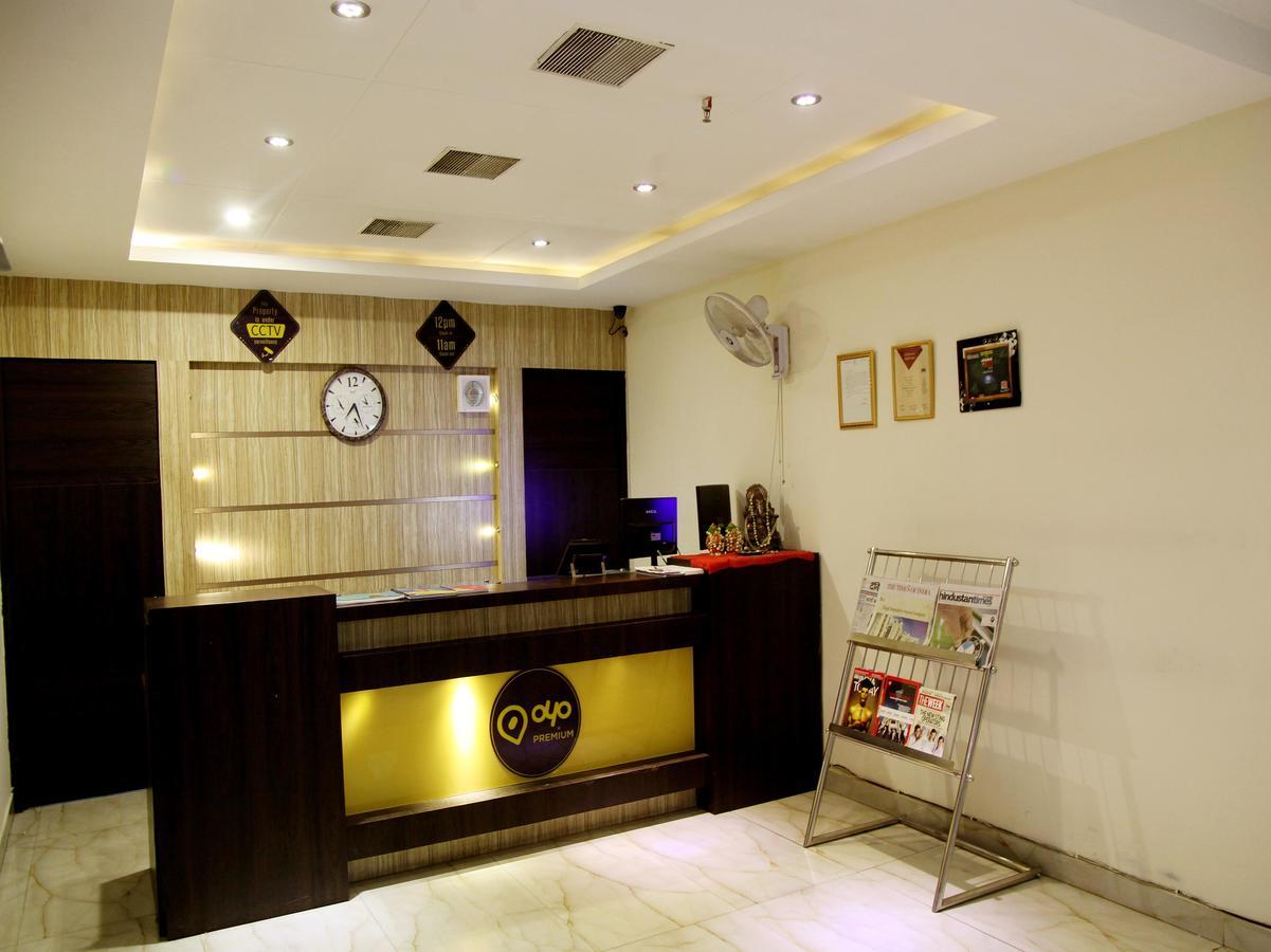Oyo 905 Galaxy View Hotel Prayagraj Esterno foto