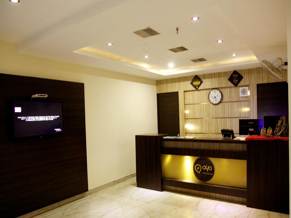 Oyo 905 Galaxy View Hotel Prayagraj Esterno foto