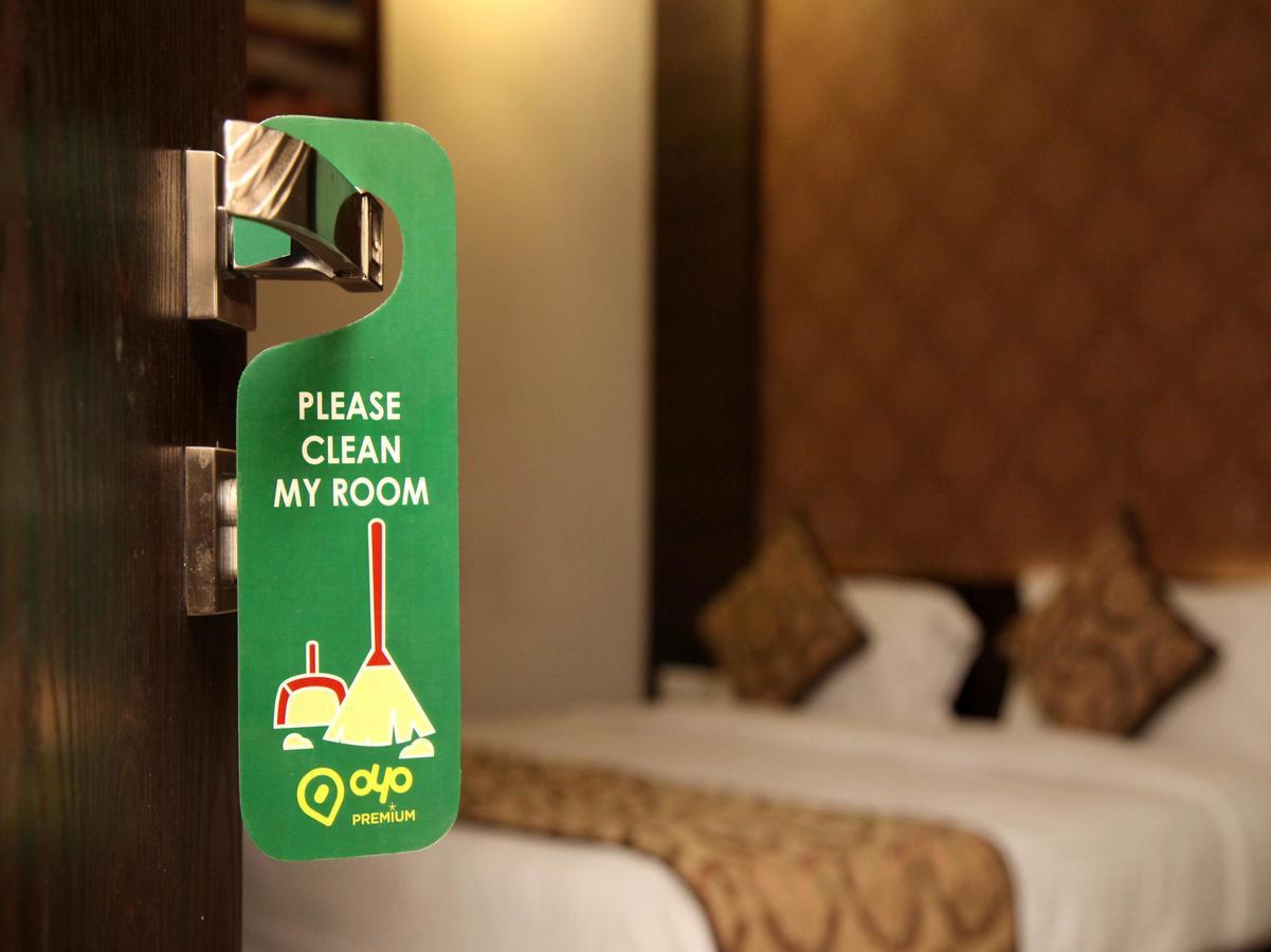 Oyo 905 Galaxy View Hotel Prayagraj Esterno foto