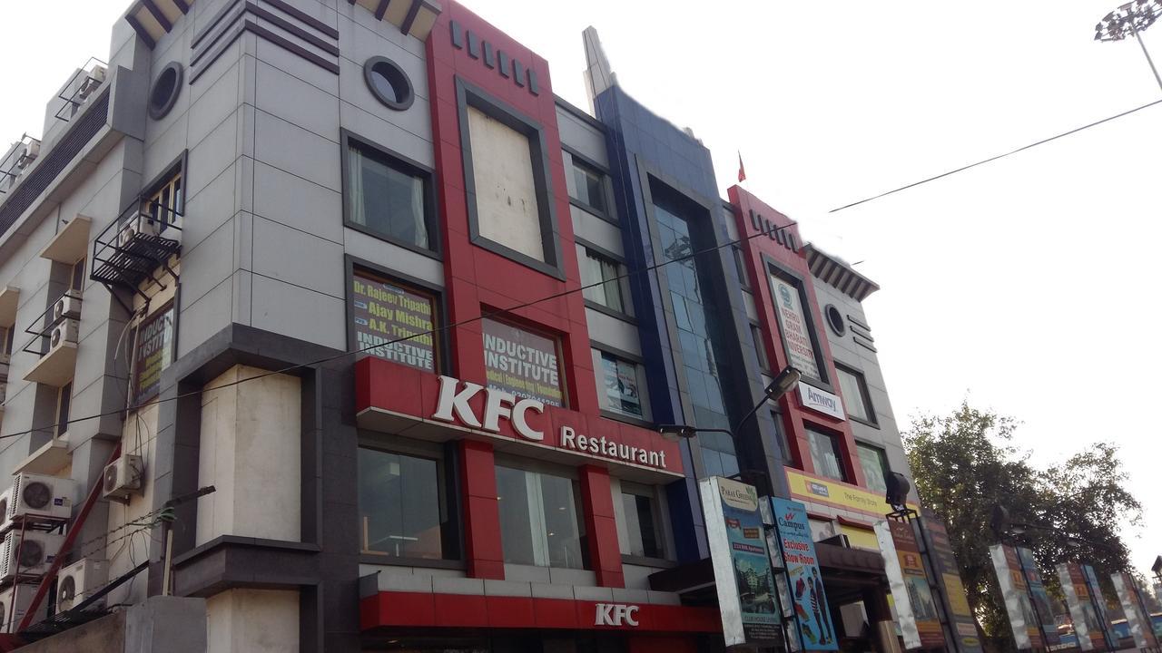 Oyo 905 Galaxy View Hotel Prayagraj Esterno foto